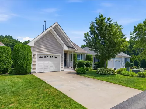 Exterior - 7 Daisy Ln, Coventry, RI 02816 photo 2 of 6