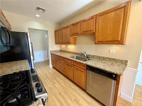 70 Turner St #E-2, Warwick, RI 02886 photo 8