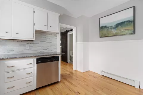 785 Main Ave, Warwick, RI 02886 photo 16