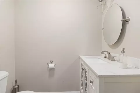 785 Main Ave, Warwick, RI 02886 photo 13