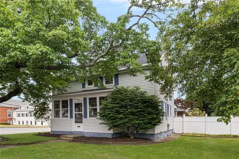 785 Main Ave, Warwick, RI 02886 photo 3