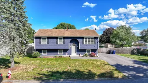 243 Warner Brook Dr, Warwick, RI 02889