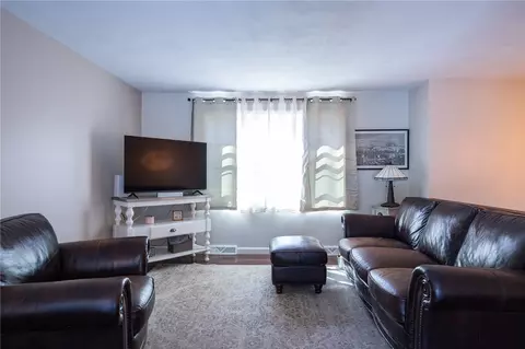 243 Warner Brook Dr, Warwick, RI 02889 photo 10