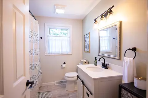 243 Warner Brook Dr, Warwick, RI 02889 photo 19