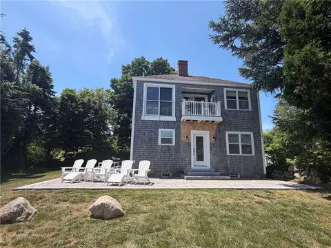 907 Coast Guard Rd, Block Island, RI 02807
