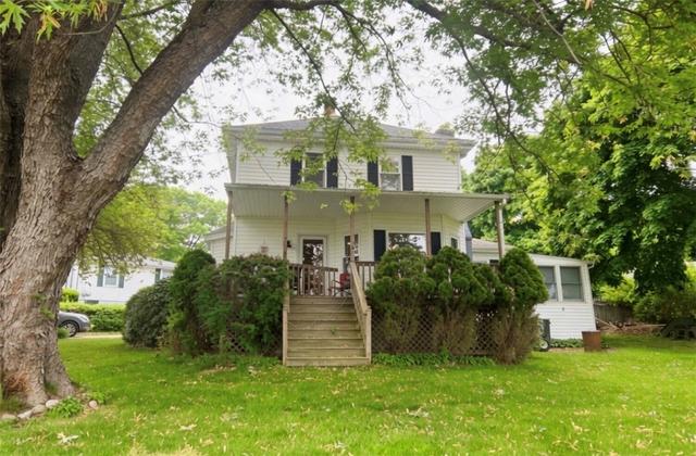 49 Grinell Ave, Tiverton, RI 02878