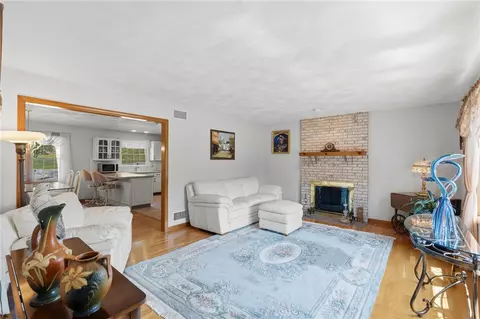 Living - 203 Tara Ln, Woonsocket, RI 02895 photo 1 of 5