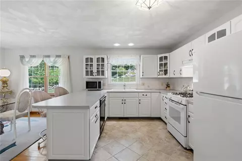 Kitchen - 203 Tara Ln, Woonsocket, RI 02895 photo 4 of 4