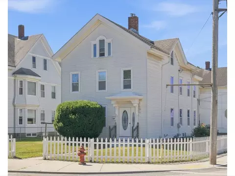 24 Pleasant St, Westerly, RI 02891