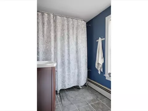 Bath - 24 Pleasant St, Westerly, RI 02891 photo 4 of 5