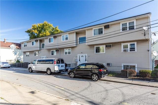 9 Melton St, Pawtucket, RI 02860