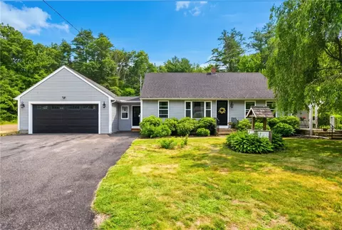 1070 Tarkiln Rd, Burrillville, RI 02830