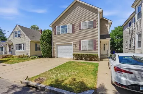 133 Sandringham Ave, Providence, RI 02908