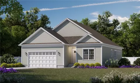 3 Tammy Jean Dr, Coventry, RI 02816