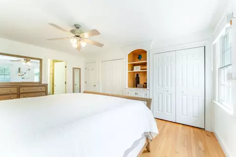 Bedroom - 11 Sylvan Ln, Westerly, RI 02891 photo 6 of 6