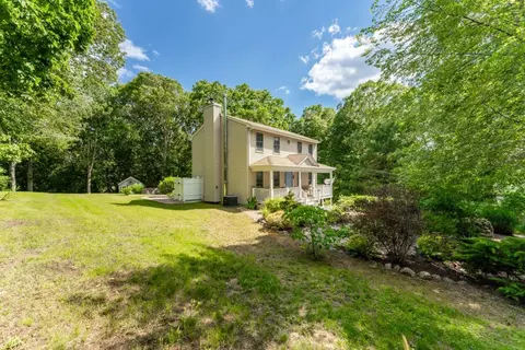 Exterior - 11 Sylvan Ln, Westerly, RI 02891 photo 2 of 14