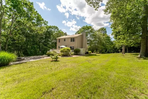 Exterior - 11 Sylvan Ln, Westerly, RI 02891 photo 3 of 14
