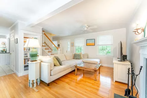 Living - 11 Sylvan Ln, Westerly, RI 02891 photo 1 of 2