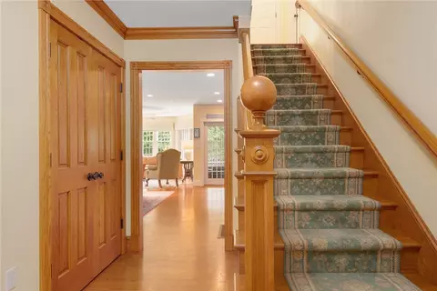 Entry Way - 19 Ledge Rd, Bristol, RI 02809 photo 3 of 3