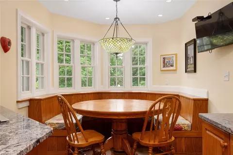 Dining - 19 Ledge Rd, Bristol, RI 02809 photo 3 of 3