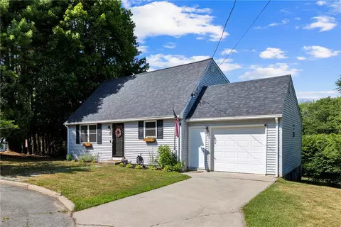 3 Marigold Cir, North Providence, RI 02904
