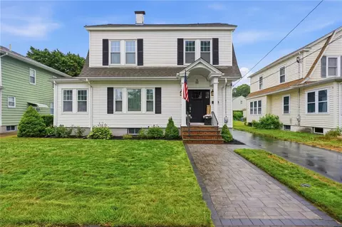 61 Shirley Blvd, Cranston, RI 02910