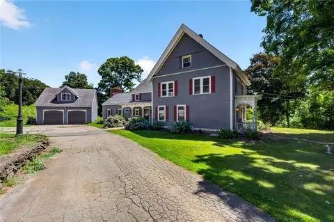 225 Scott Rd, Cumberland, RI 02864