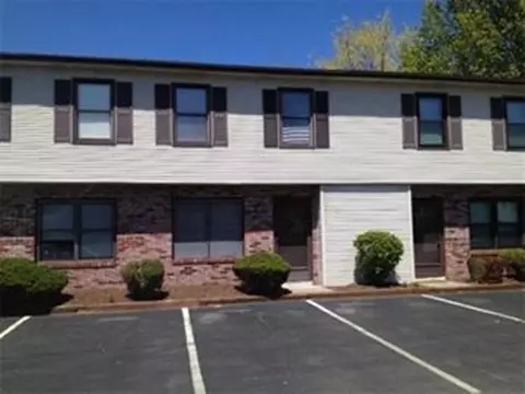 429 S Main St, Attleboro, MA 02703