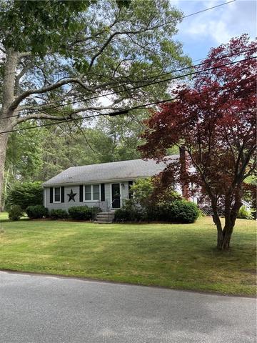 762 Waites Corner Rd, South Kingstown, RI 02892