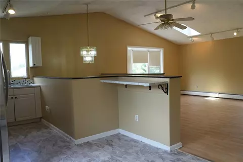 Living - 10 Scott Ct, Warren, RI 02885 photo 3 of 6