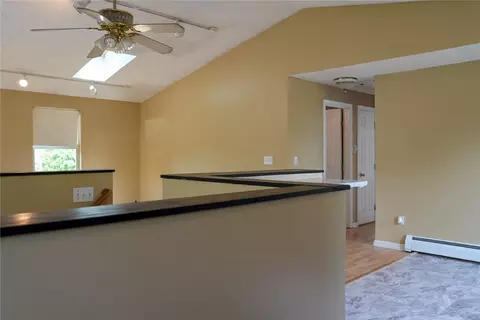 Living - 10 Scott Ct, Warren, RI 02885 photo 4 of 6