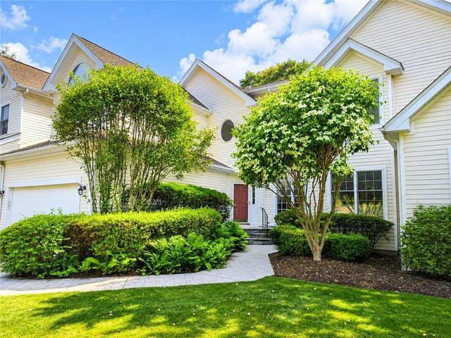 20 Sanctuary Dr, East Greenwich, RI 02818