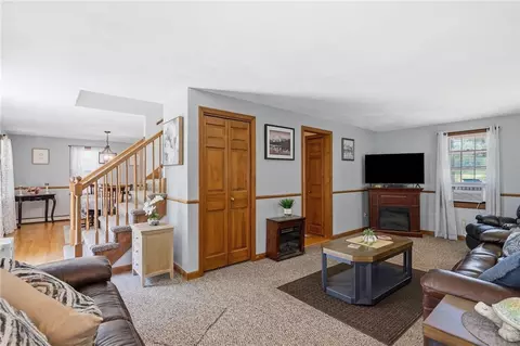 5675 Flat River Rd, Coventry, RI 02827 photo 5