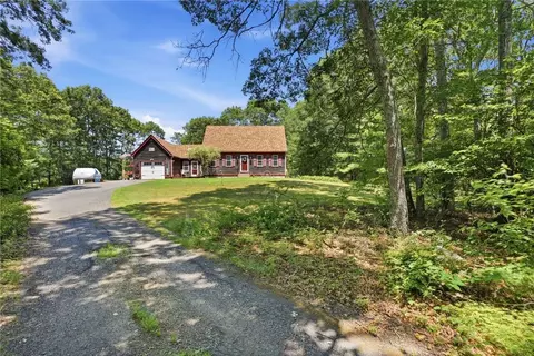 5675 Flat River Rd, Coventry, RI 02827 photo 2