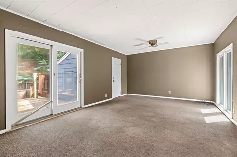 Living - 142 Adrian St, Warwick, RI 02886 photo 4 of 6