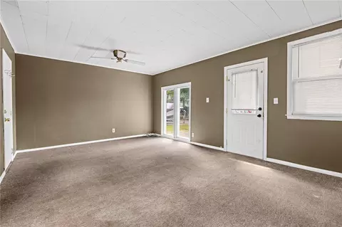 Living - 142 Adrian St, Warwick, RI 02886 photo 5 of 6