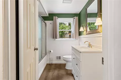 Bath - 142 Adrian St, Warwick, RI 02886 photo 1 of 3