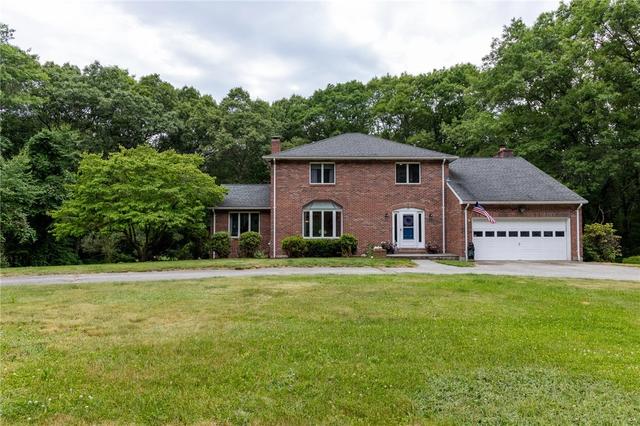 20 Lincoln Dr, North Smithfield, RI 02896