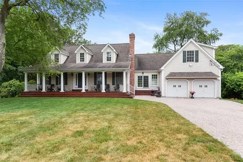 43 Slope Ave, South Kingstown, RI 02879