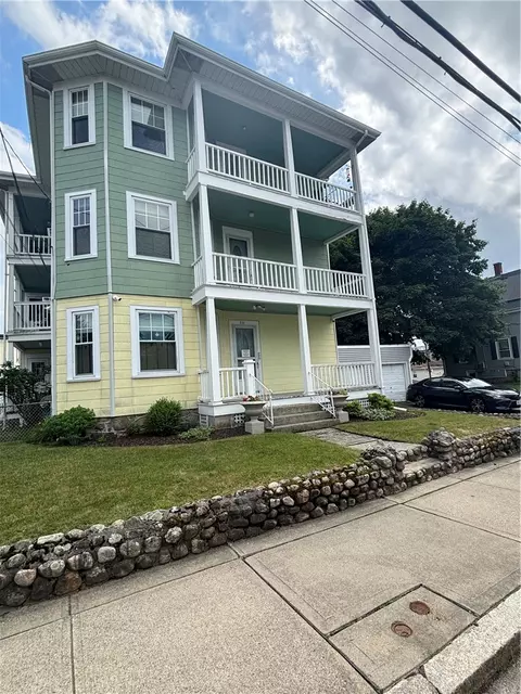 Exterior - 351 Robinson St, Woonsocket, RI 02895 photo 3 of 3