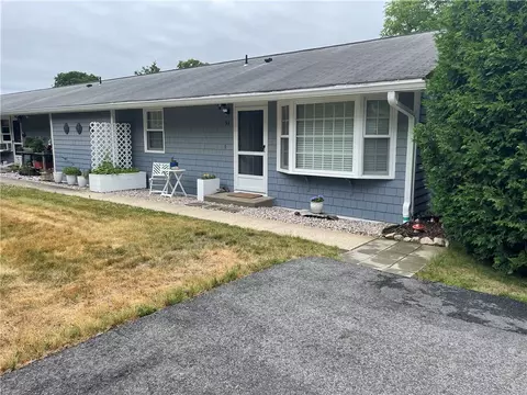 5 Castle Way #A, Charlestown, RI 02813