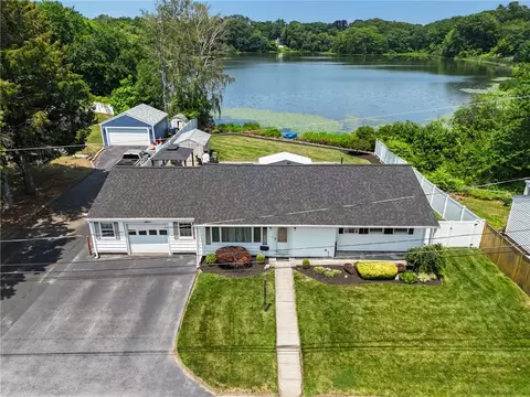128 Sharon St, Cranston, RI 02910