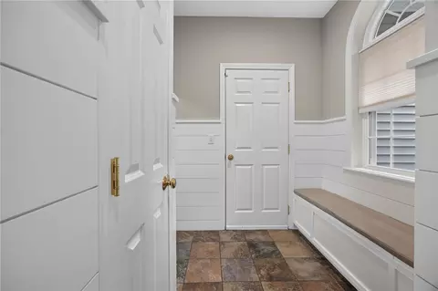Entry Way - 146 Central St, Acton, MA 01720 photo 2 of 4