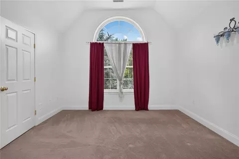 Bedroom - 146 Central St, Acton, MA 01720 photo 4 of 7