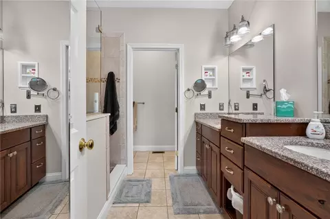 Bath - 146 Central St, Acton, MA 01720 photo 1 of 4
