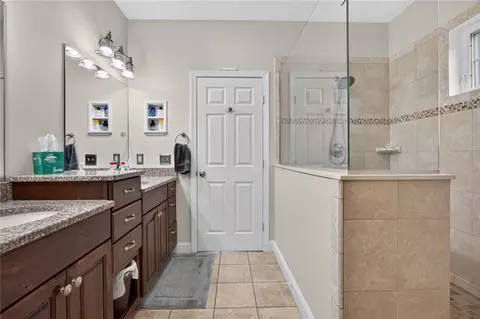 Bath - 146 Central St, Acton, MA 01720 photo 4 of 4