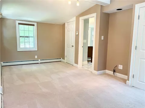 Bedroom - 79 W Shore Dr, Exeter, RI 02822 photo 4 of 5