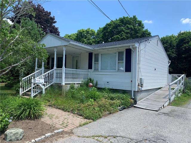 40 Esmond St, Smithfield, RI 02917
