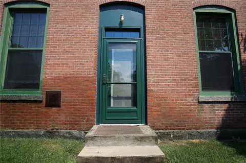 300 Front St #114, Pawtucket, RI 02860