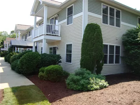 1780 Nooseneck Hill Rd #11D, Coventry, RI 02816